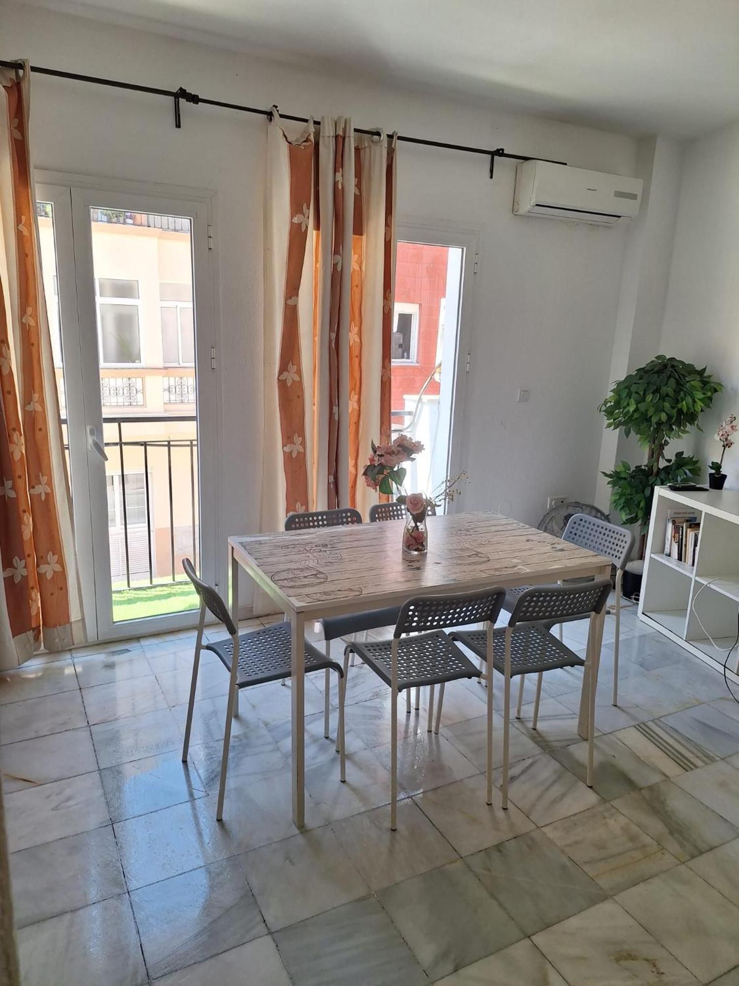Enjoy Apart Centro Y Playa Zanca Apartment Malaga Exterior photo